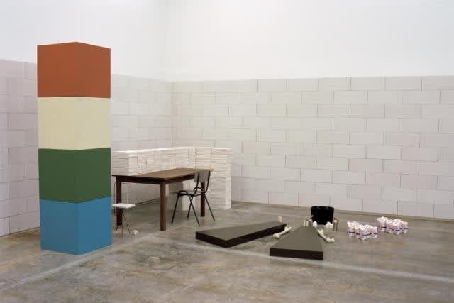image of Mark Manders sculpture installation view at Documenta
