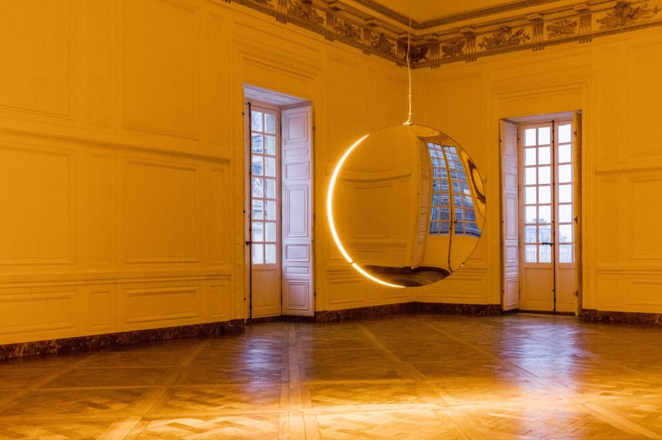 image of mirror and light sculpture in Versaille Palace