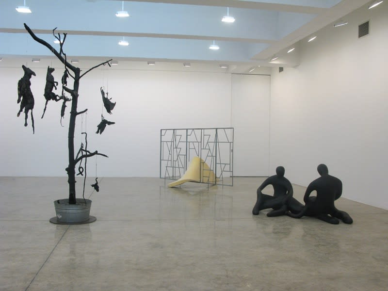 Installation view of SUMMER SHOW 2009.