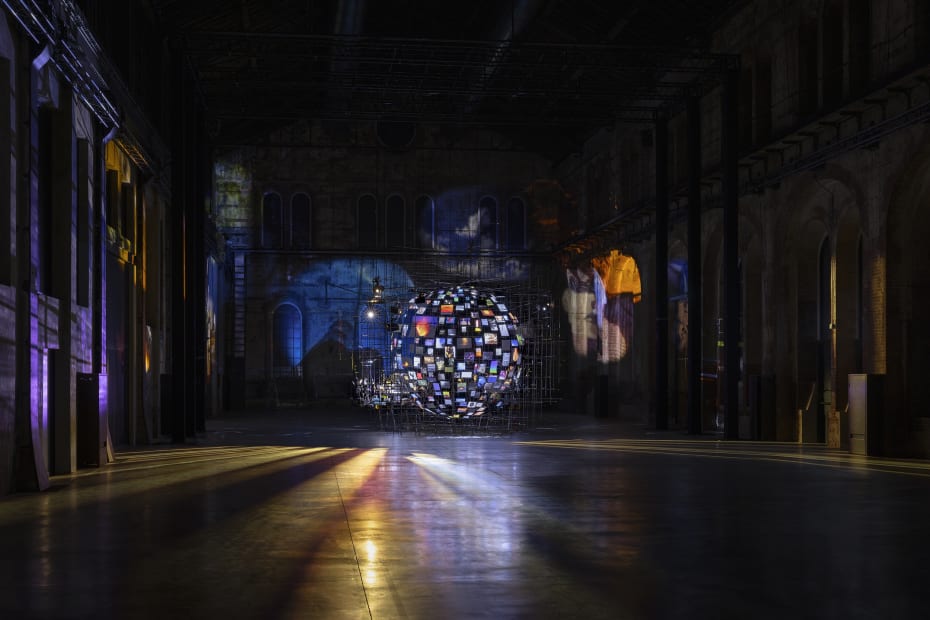 Installation view, Sarah Sze, METRONOME, 2023, OGR Torino, Italy, Photo by Andrea Rossetti