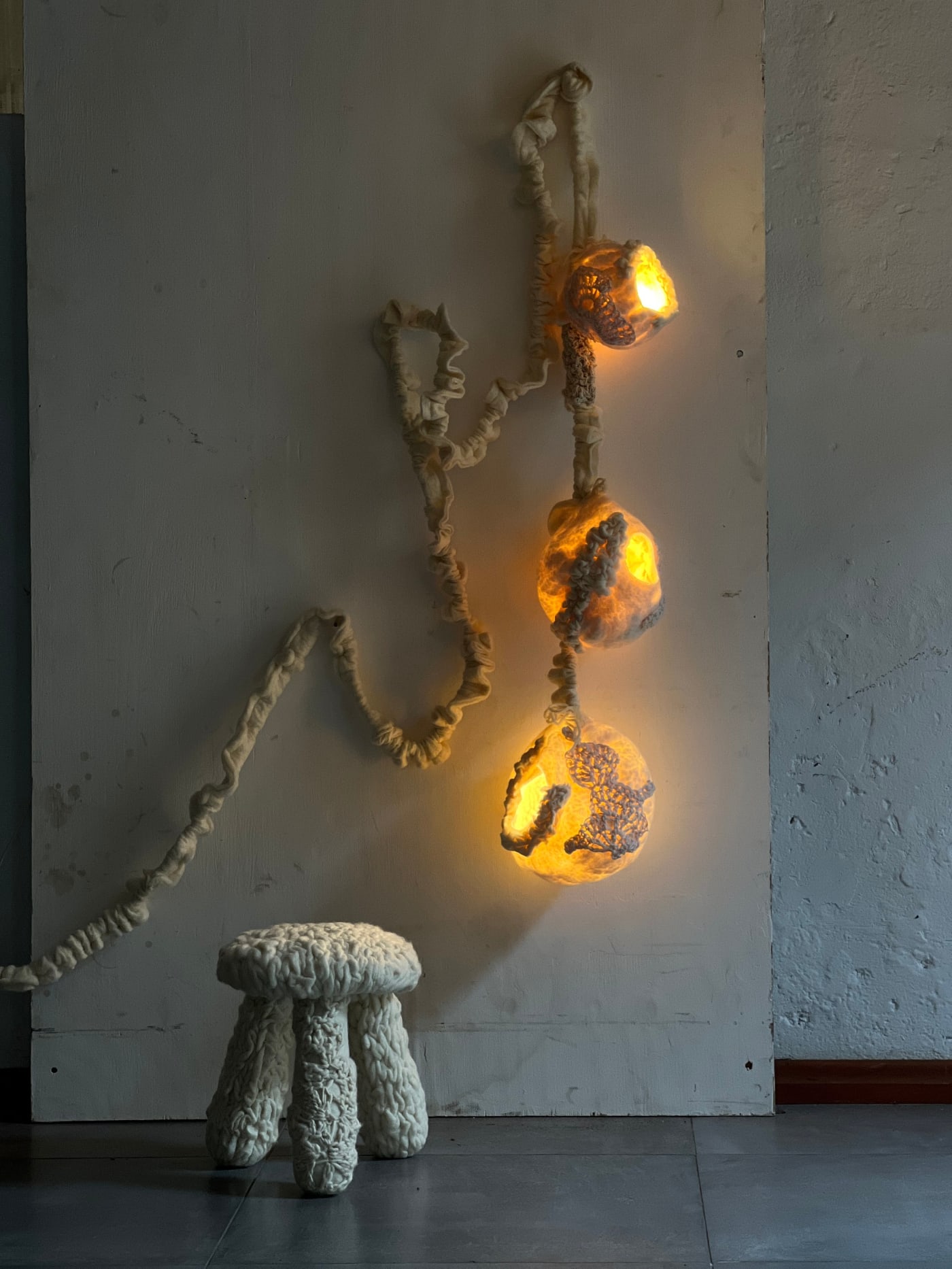 Tiago Braga - OIAMO, Luminaire Candeeiro Hornero, 2023
