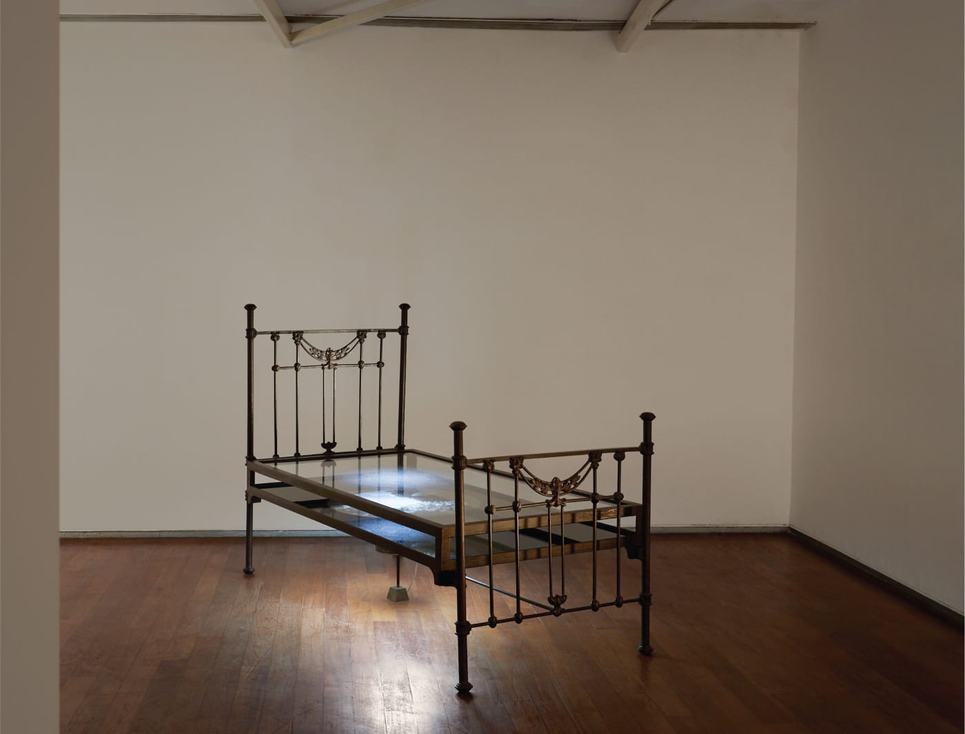 Yardena Kurulkar, That quiet corner, 2018