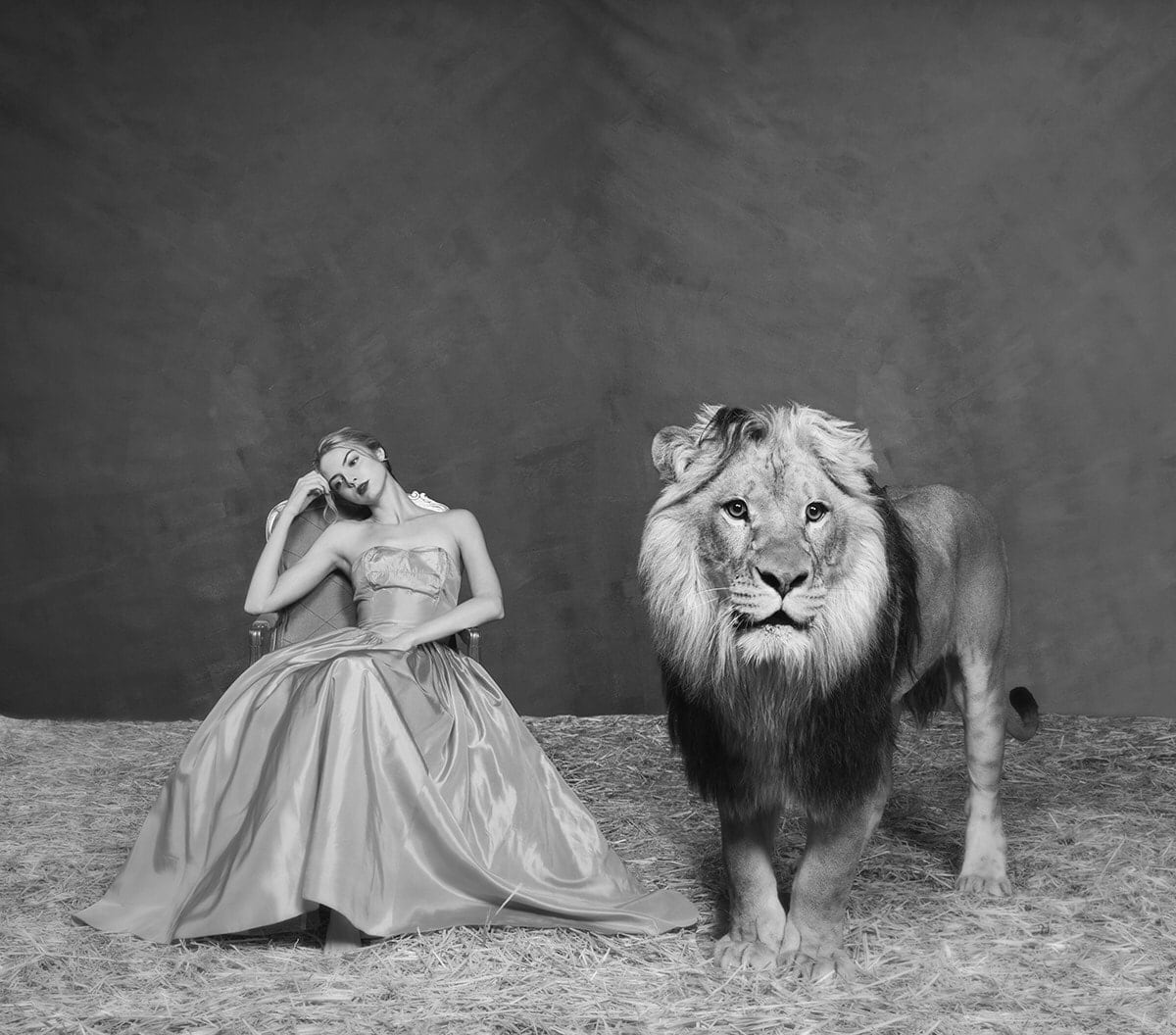 Tyler Shields, The Lady and The Lion I , 2019