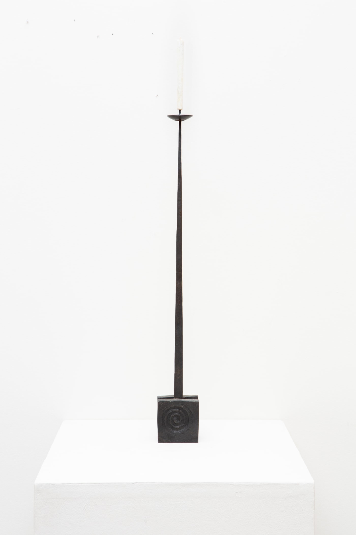 Hajime and Yasuo Ishikura, Candle Stand B (vertical)