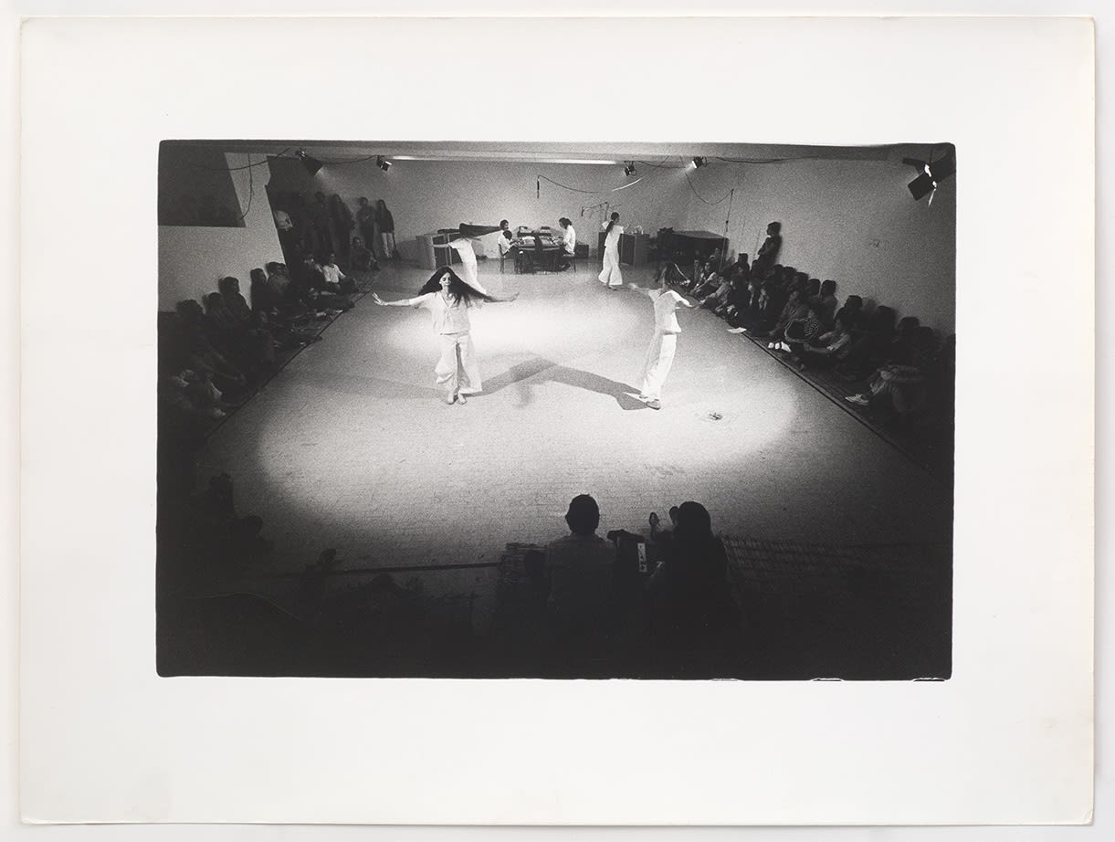 Claudio ABATE, Laura Dean / Steve Reich (Four Organs with performance Trio at ‘Music and Dance U.S.A’, 1972