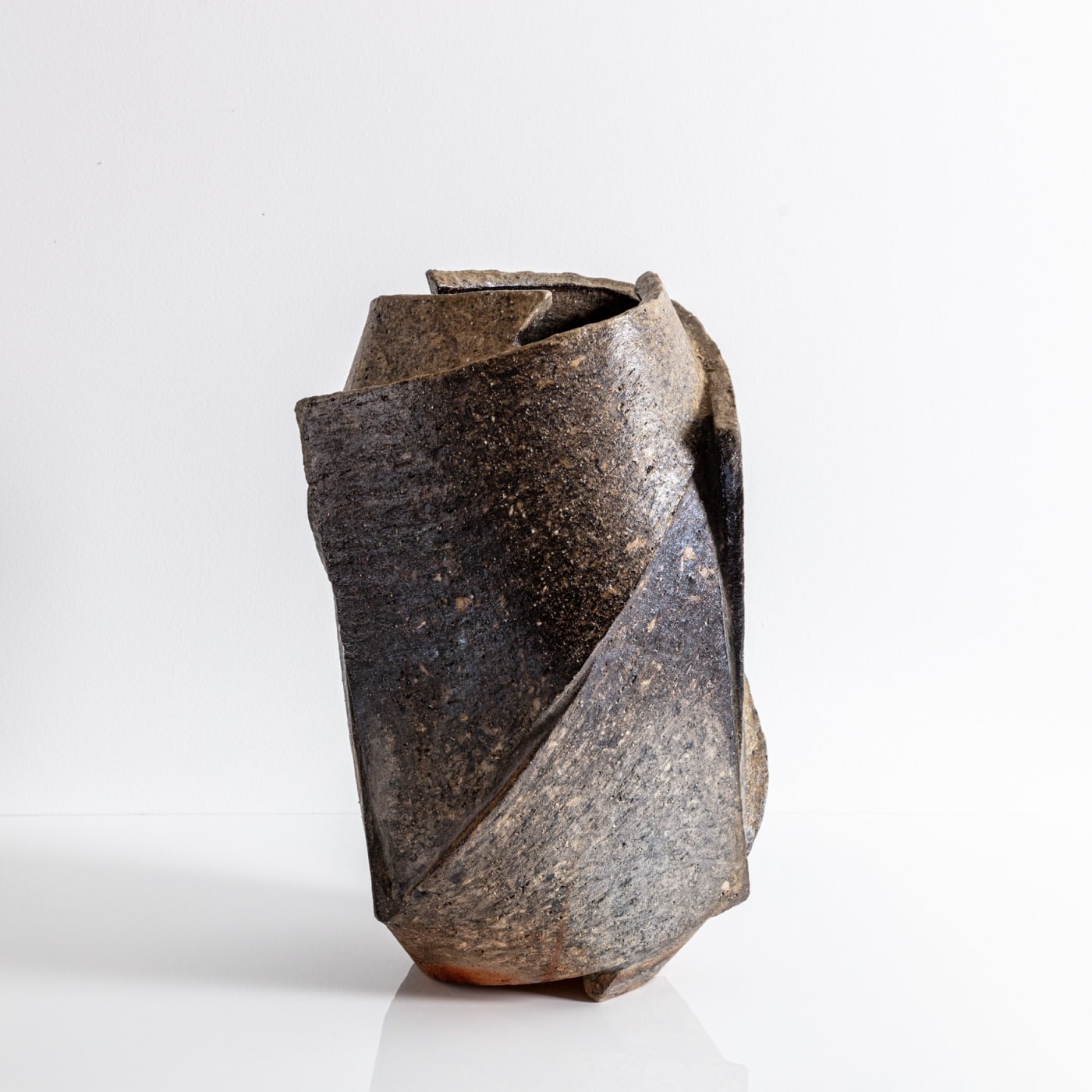 Hiroshi Toyofuku, Bizen Ware Vessel n. 40