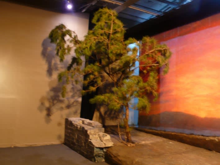 Xiaoyu: Drama of Materialistic Objects - One World, Cold or Warm
