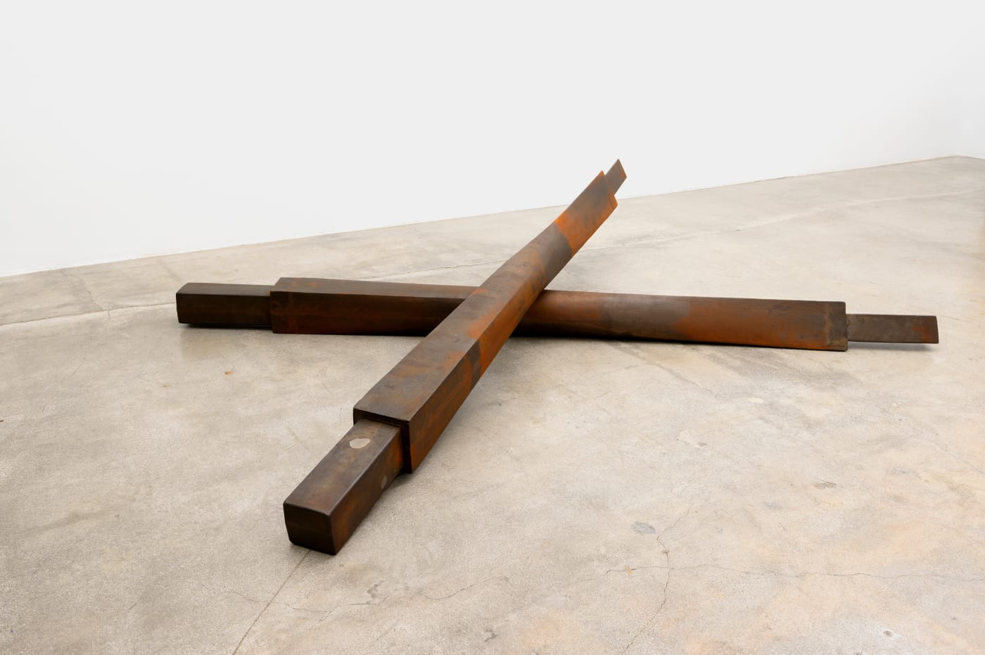 KENTARO KAWABATA / BRUCE NAUMAN
