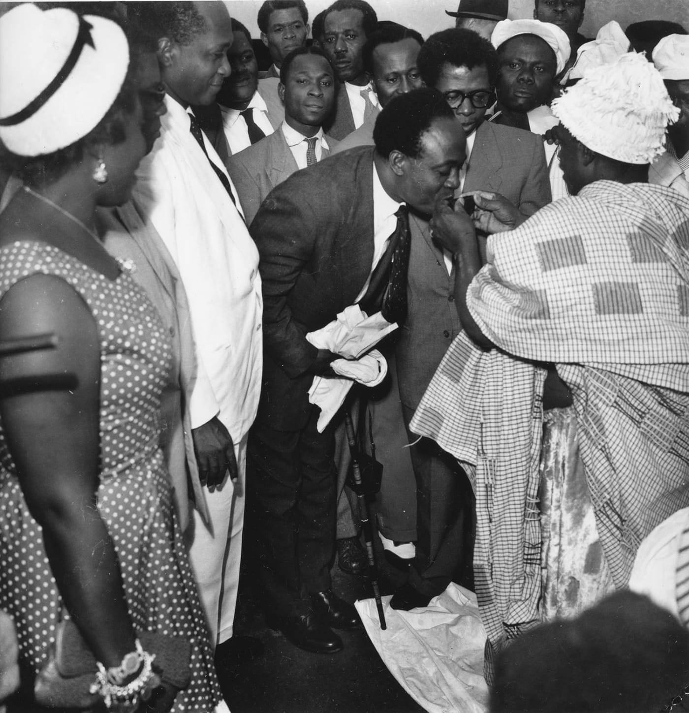Kwame N’Krumah welcomed home after his trip to London where he took part in the Commonwealth Prime Ministers’ Conference, Accra, July 1957.