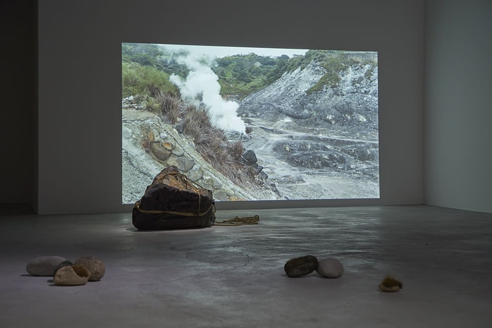 Dairy of Sulfur Mining - Pataauw A solo exhibition by Yu Ji