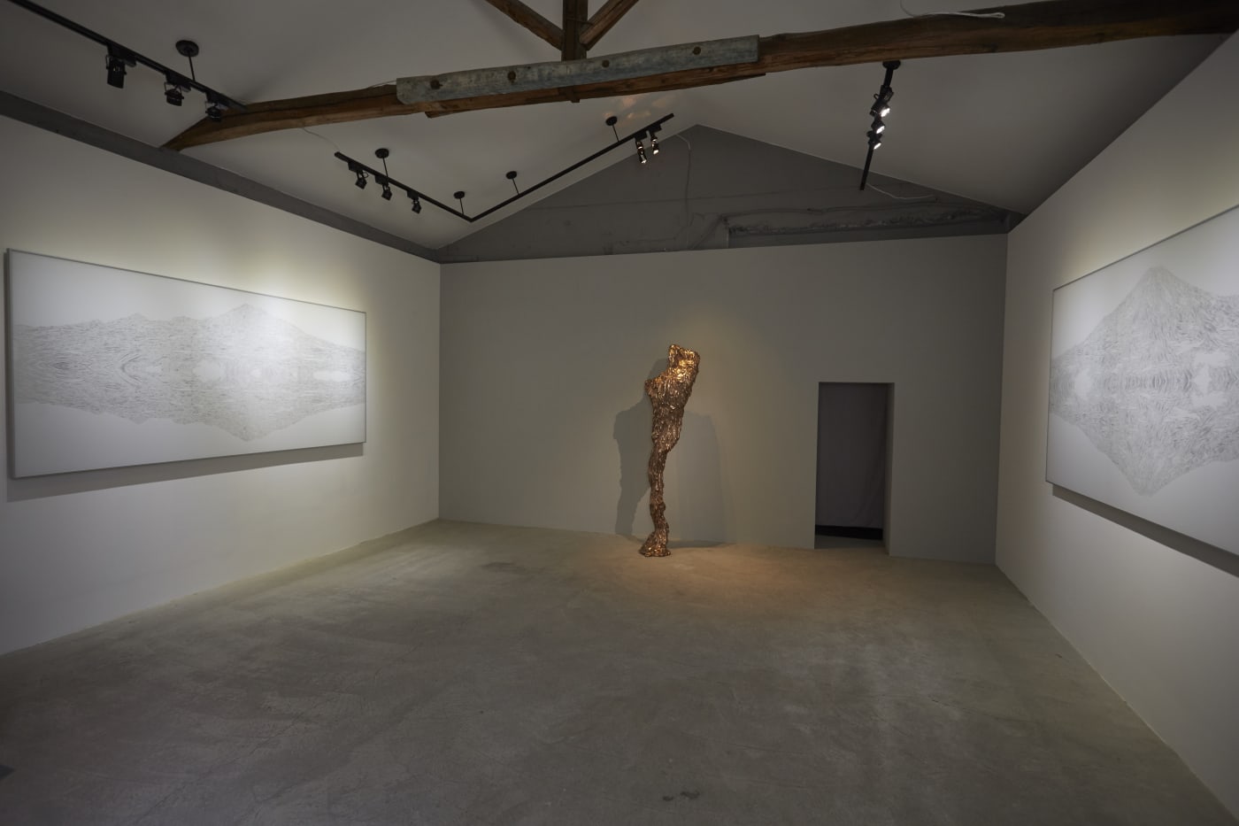 Tectonics A solo exhibition by Shinji Ohmaki