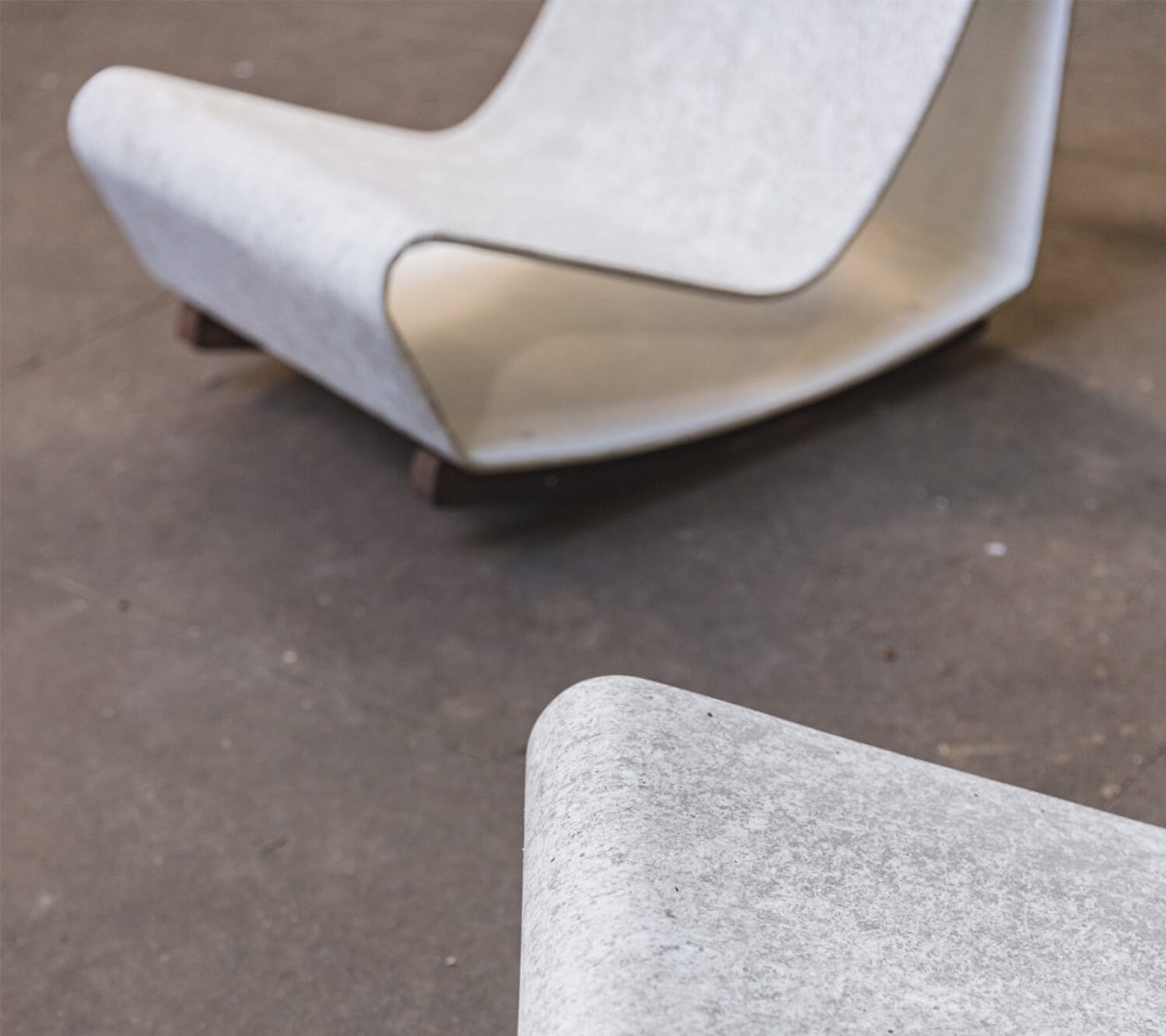 Loop chair shop by willy guhl