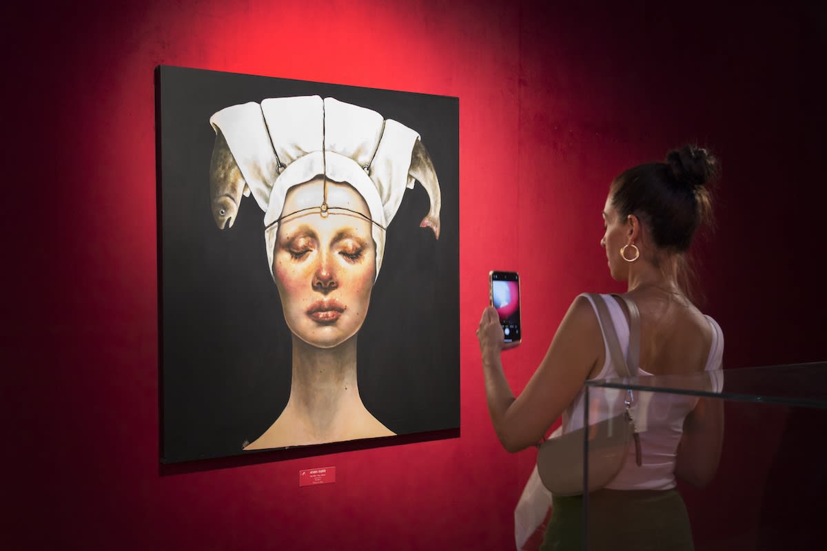 AFARIN SAJEDI: Bon Appétit