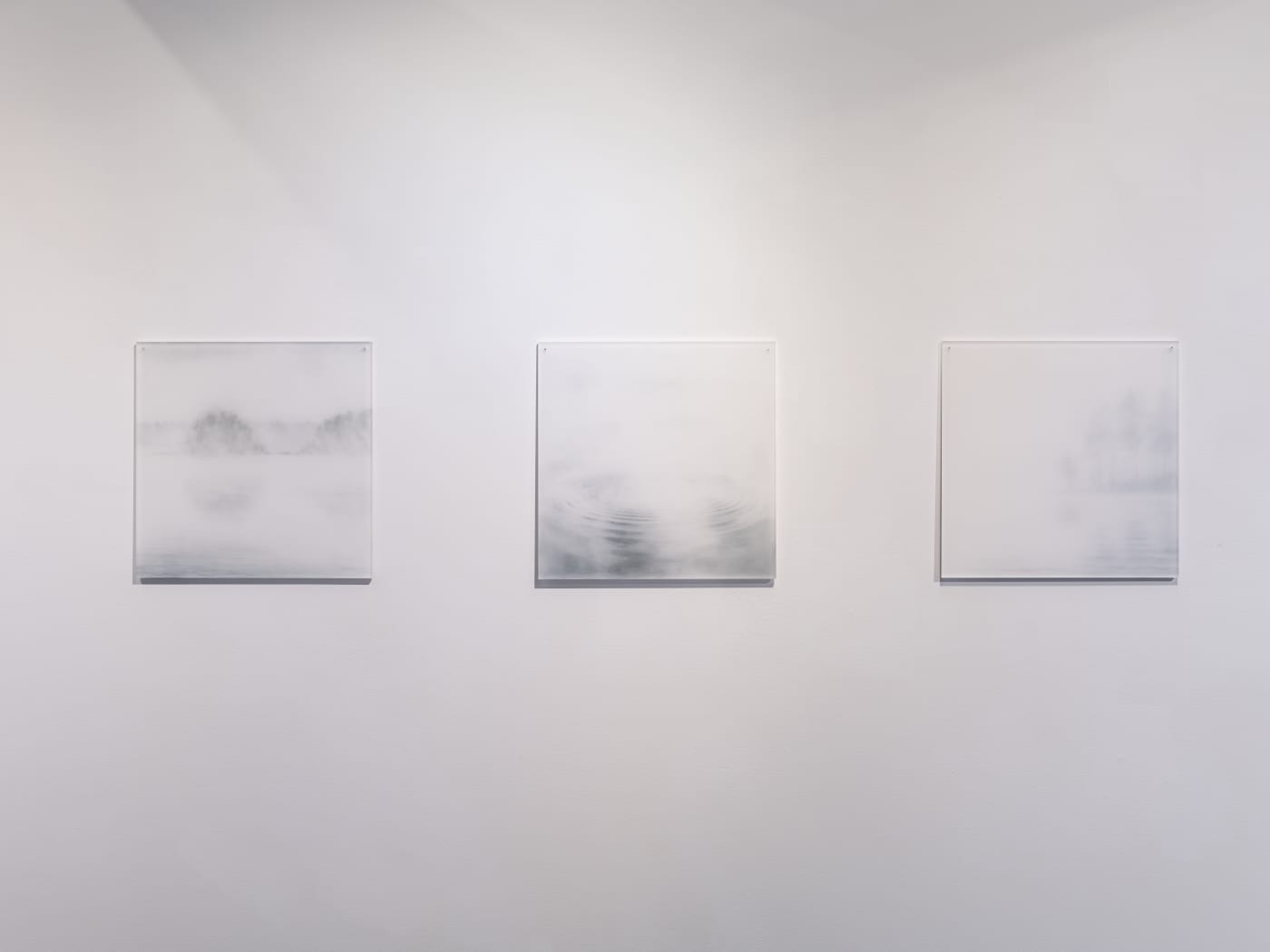 Installation view, Tina Eskilsson, Dripping Point, 2024, Galleri Duerr. Photo: Jean-Baptiste Béranger.