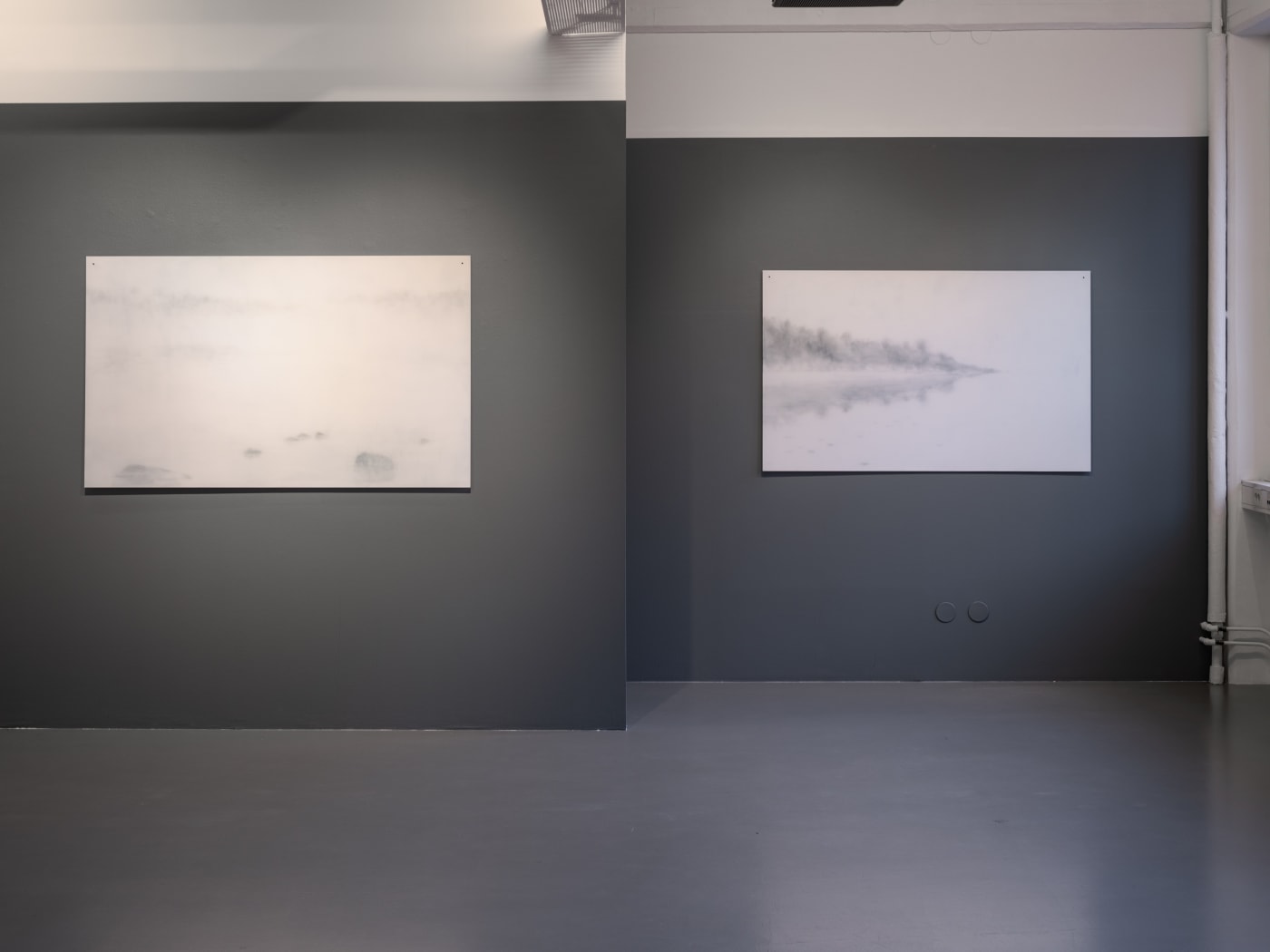 Installation view, Tina Eskilsson, Dripping Point, 2024, Galleri Duerr. Photo: Jean-Baptiste Béranger.