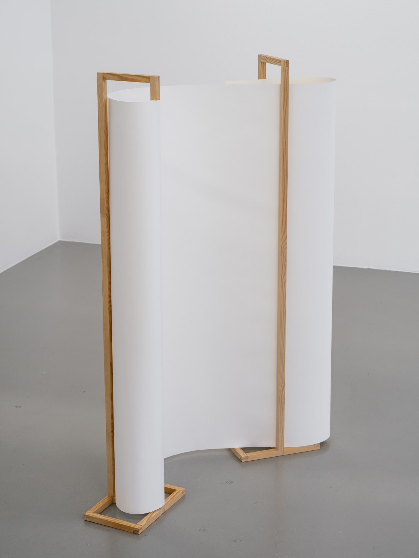 Installation view, Helén Svensson, Kvinnorna, 2025, Galleri Duerr. Photo: Jean-Baptiste Béranger.
