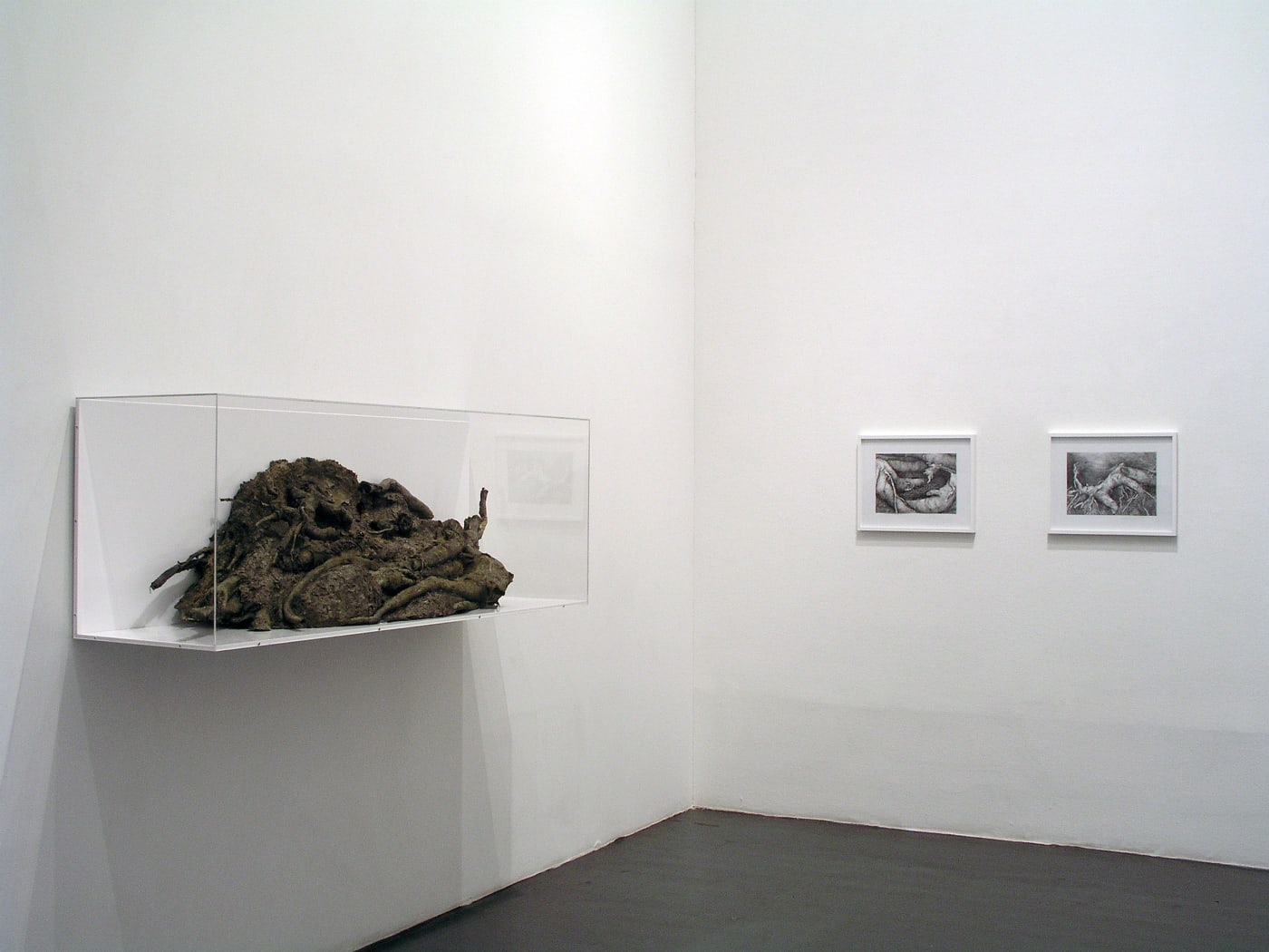 Johanna Karlsson | Sculptures and Drawings