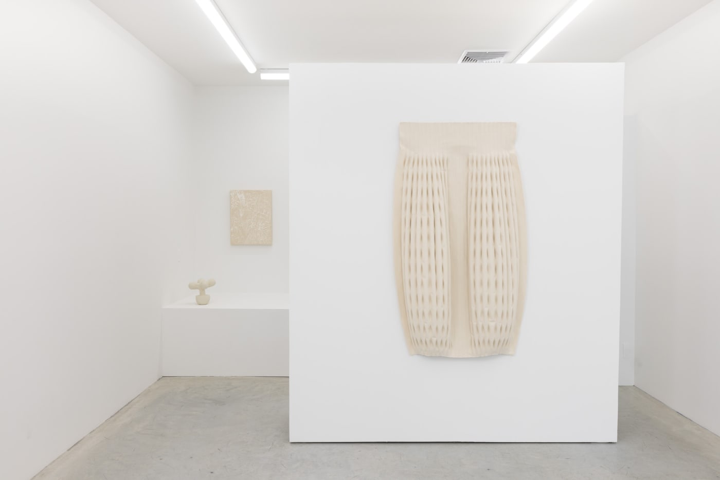 Interwoven Gestures