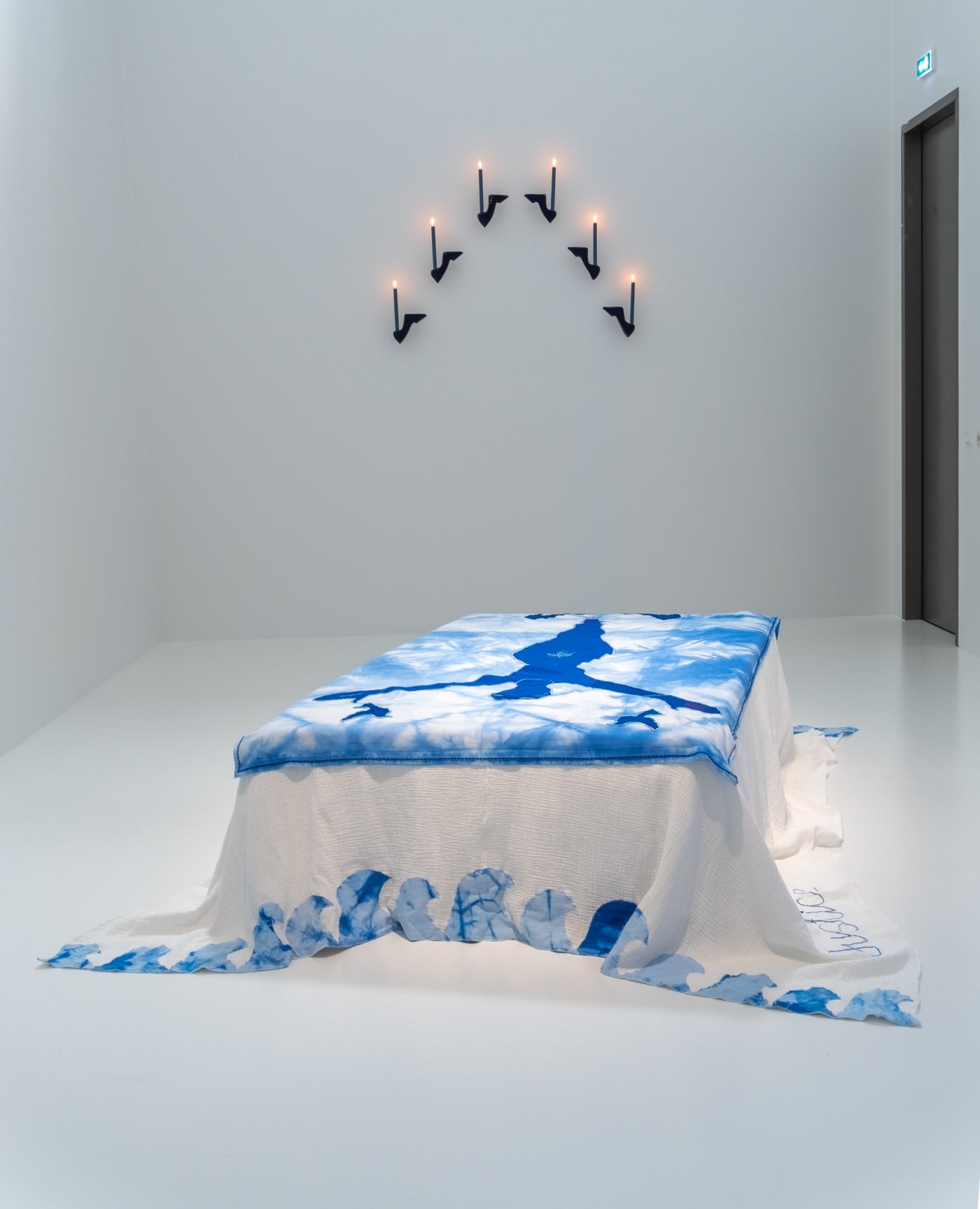Trú Blue