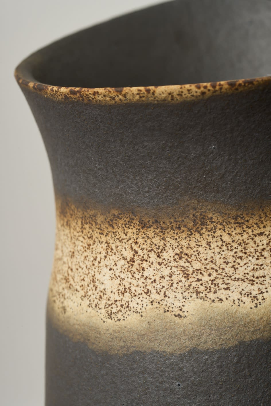 Jennifer Lee: Ceramics and Drawings