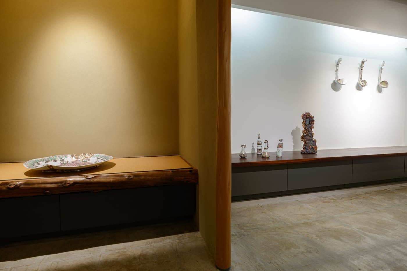 Kentaro Kawabata: Knee Bridge