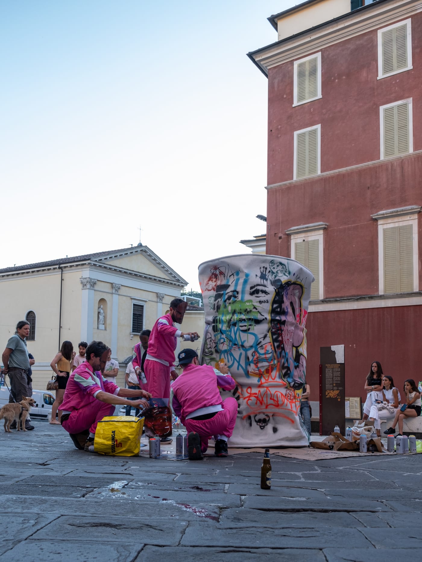 Petroleum by Filippo Tincolini and Bed Crew1 closer view in the place of carrara