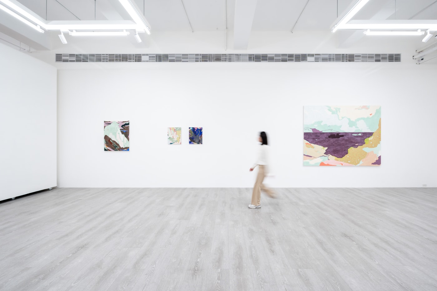 Raffael Bader: Traverse Heights Right to the Edges