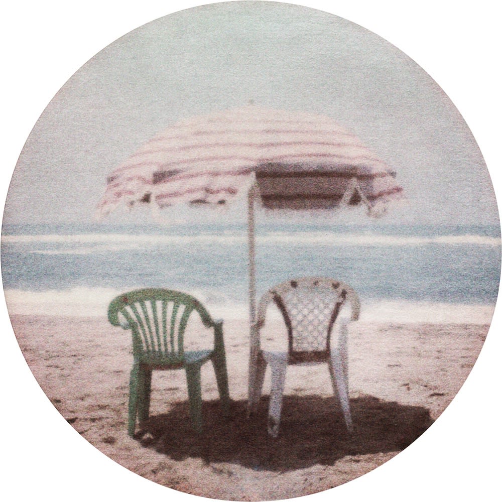 Flore, Douceur du soirTirage pigmentaire viré à l’or à partir de polaroid, 60 x 60 cm
