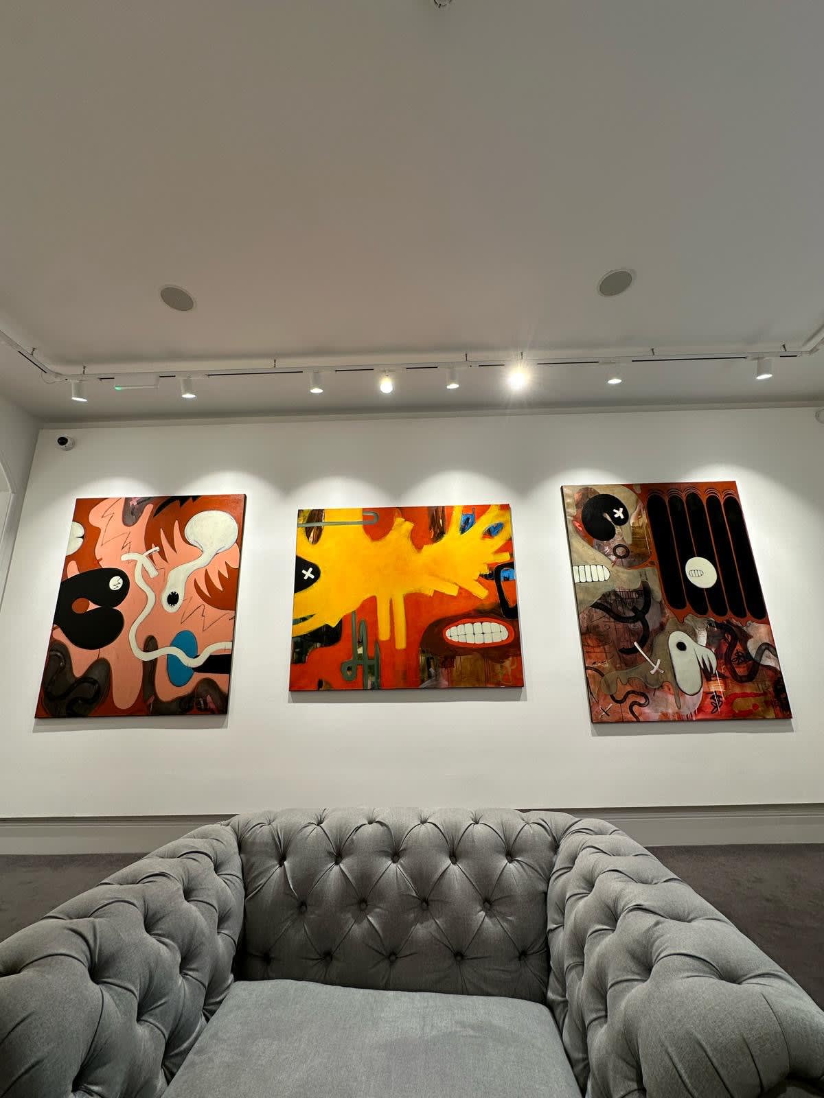 Hannah Thomas exhibition gallery view