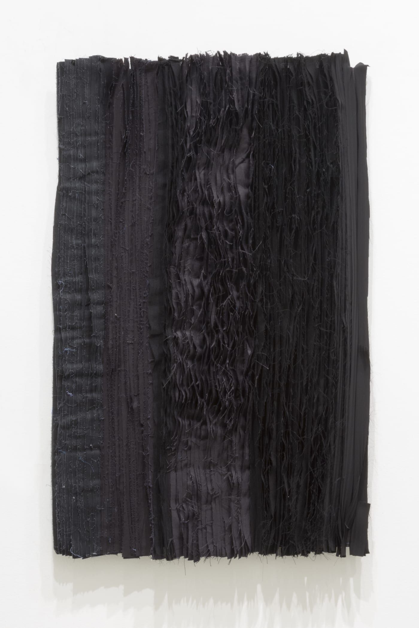 Joël Andrianomearisoa Blue take me to the end of all loves 4 2019 Textiles 101,5 x 61 cm