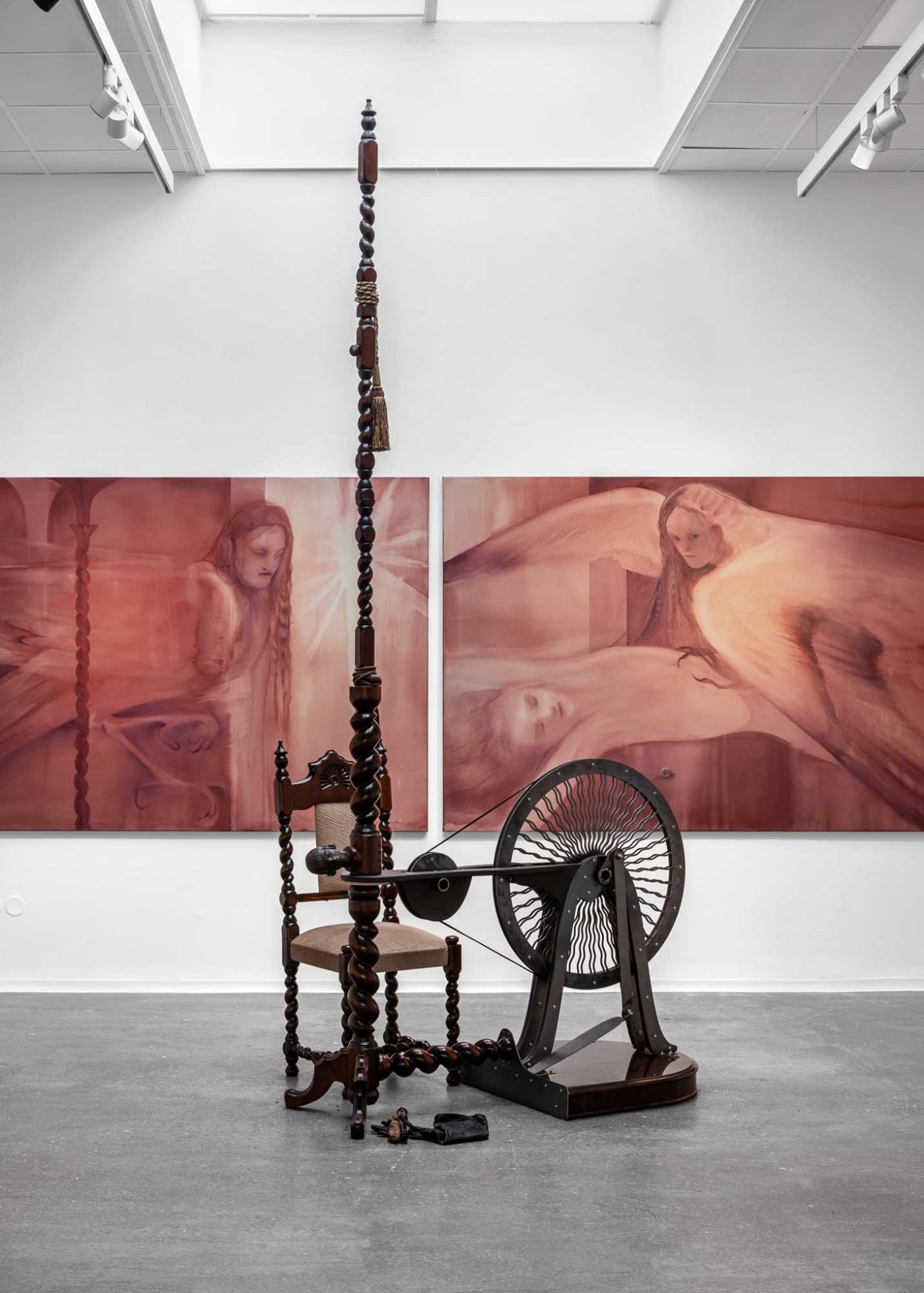 Anna Ruth - Spinning Shadows, Weaving Light