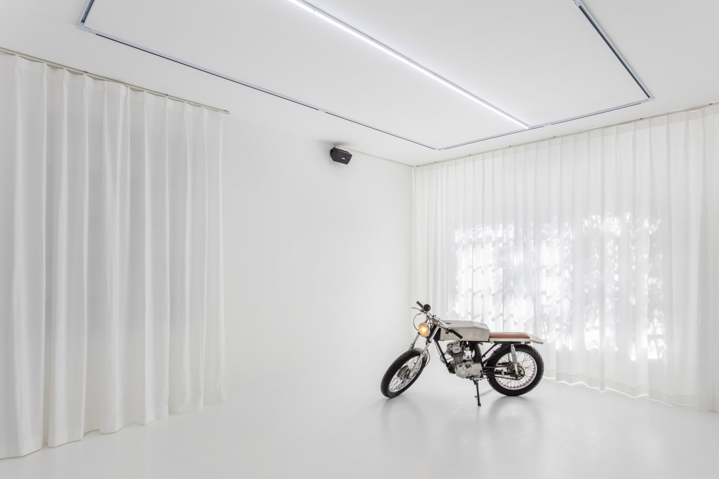 PUT IT IN 放进去 | Jiang Li Solo Exhibition 蒋立个展