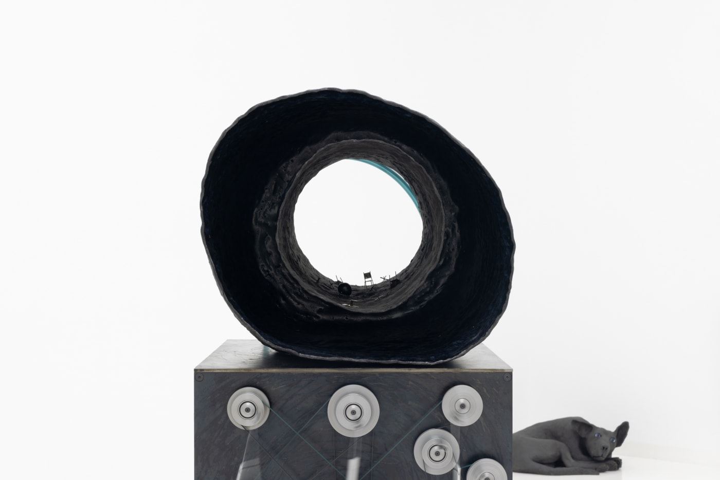 Elizabeth Jaeger: Contempt