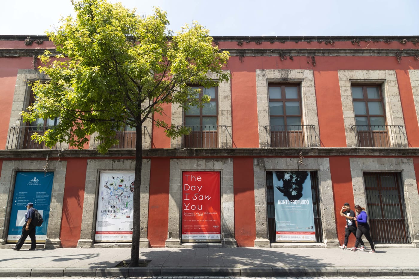 The Day I Saw You: Retratos de la Colección Fundación AMMA (2021)