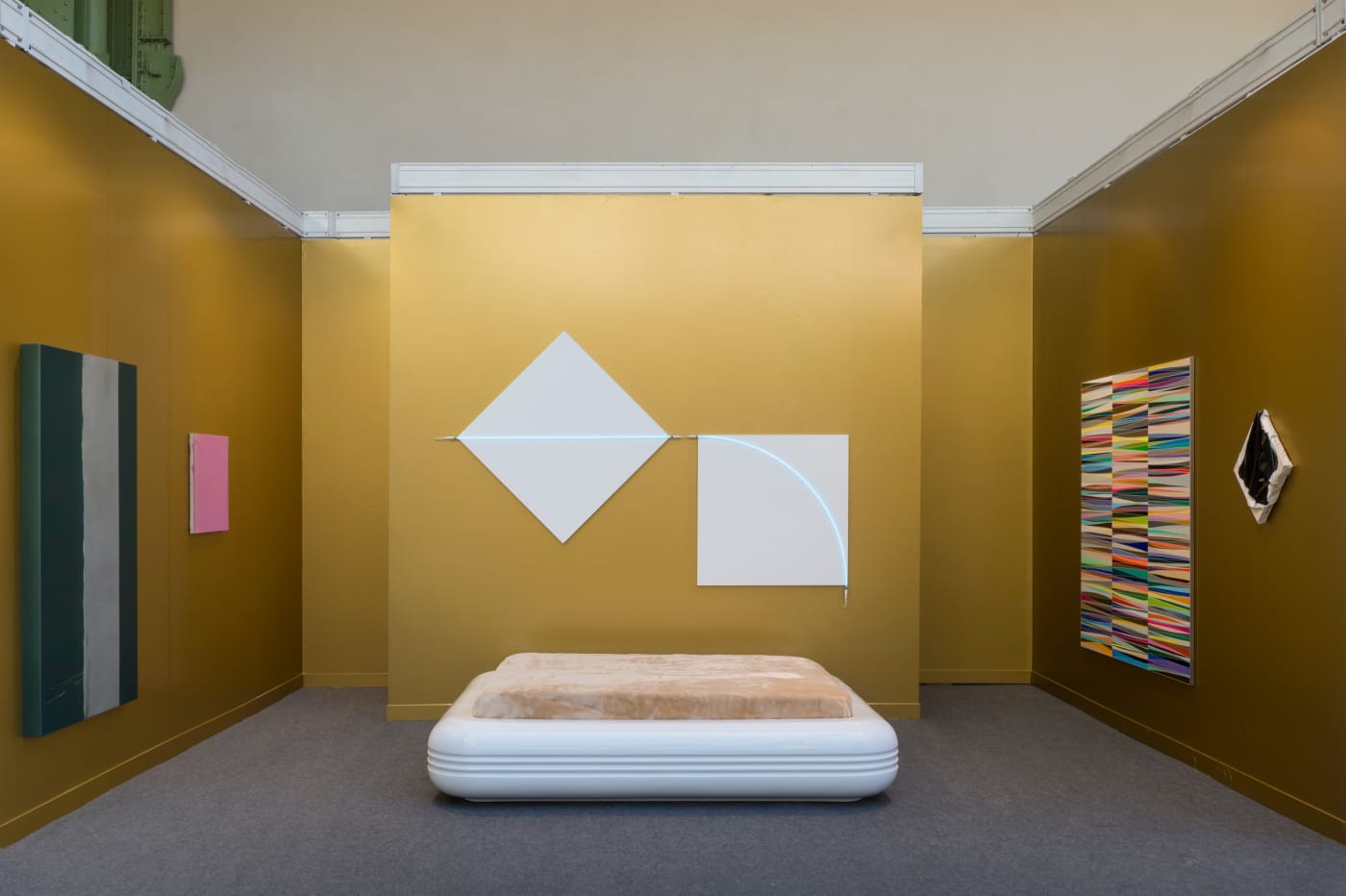 FIAC 2017 John M ARMELDER • Olivier MOSSET • Steven PARRINO • Pascal PINAUD • Xavier THEUNIS, Grand Palais - Paris © Marc Domange