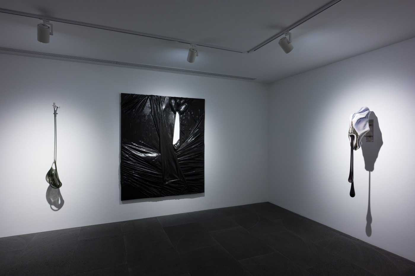 群展「逆形」