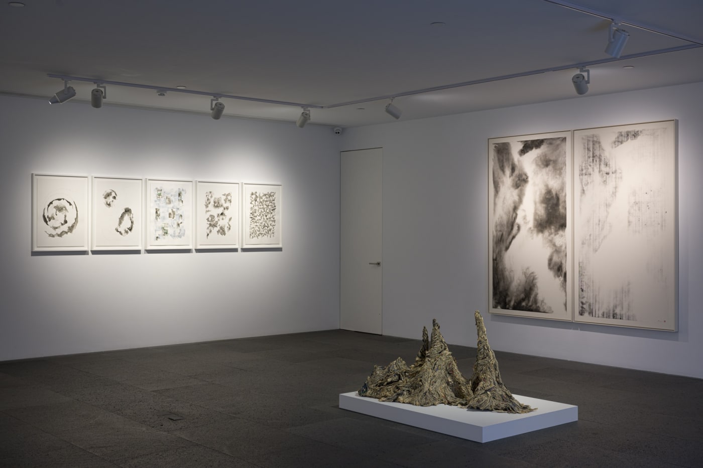 群展《活紙》