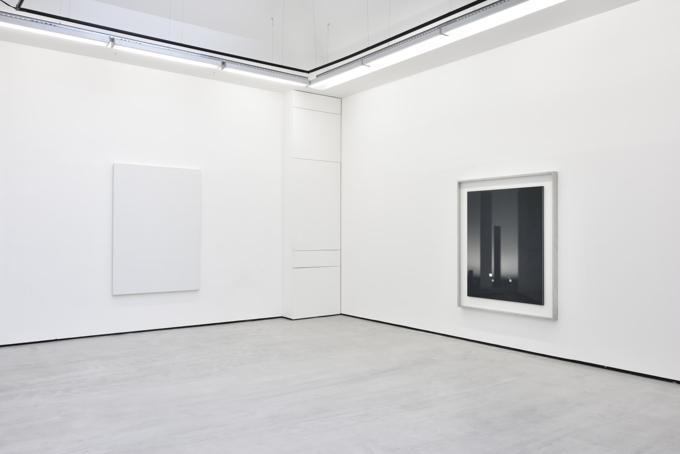 "LE TEMPS" Avec Alghiero Boetti Christian Boltanski Marina Gadonneix Jean-Olivier Hucleux On Kawara Hans Op De Beeck Roman Opalka Hiroshi Sugimoto 28.10-25.11.2017