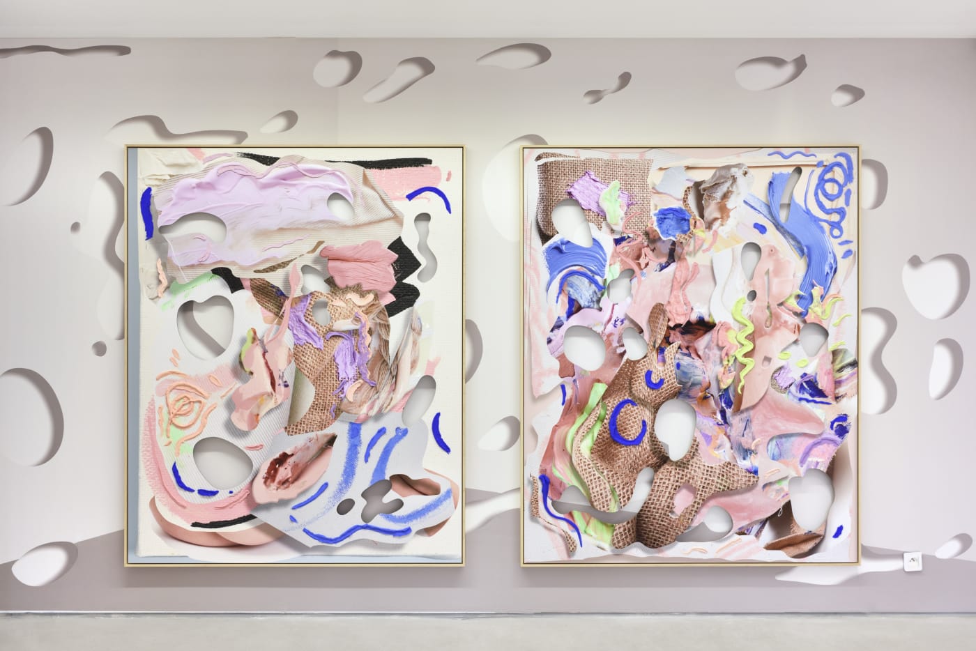 Vue de l'exposition "Even a painting needs a friend" de Rachel de Joode Photo : © Rebecca Fanuele Frontspace // 08.10 - 05.11.2022