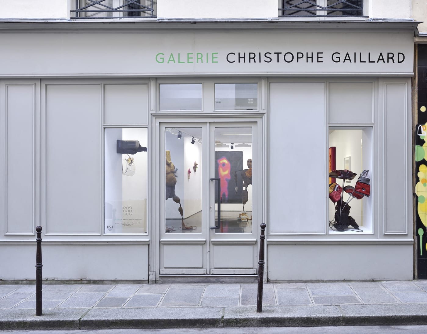 COSMOS 99, Galerie Christophe Gaillard, Paris. © Photo : Rebecca Fanuele.