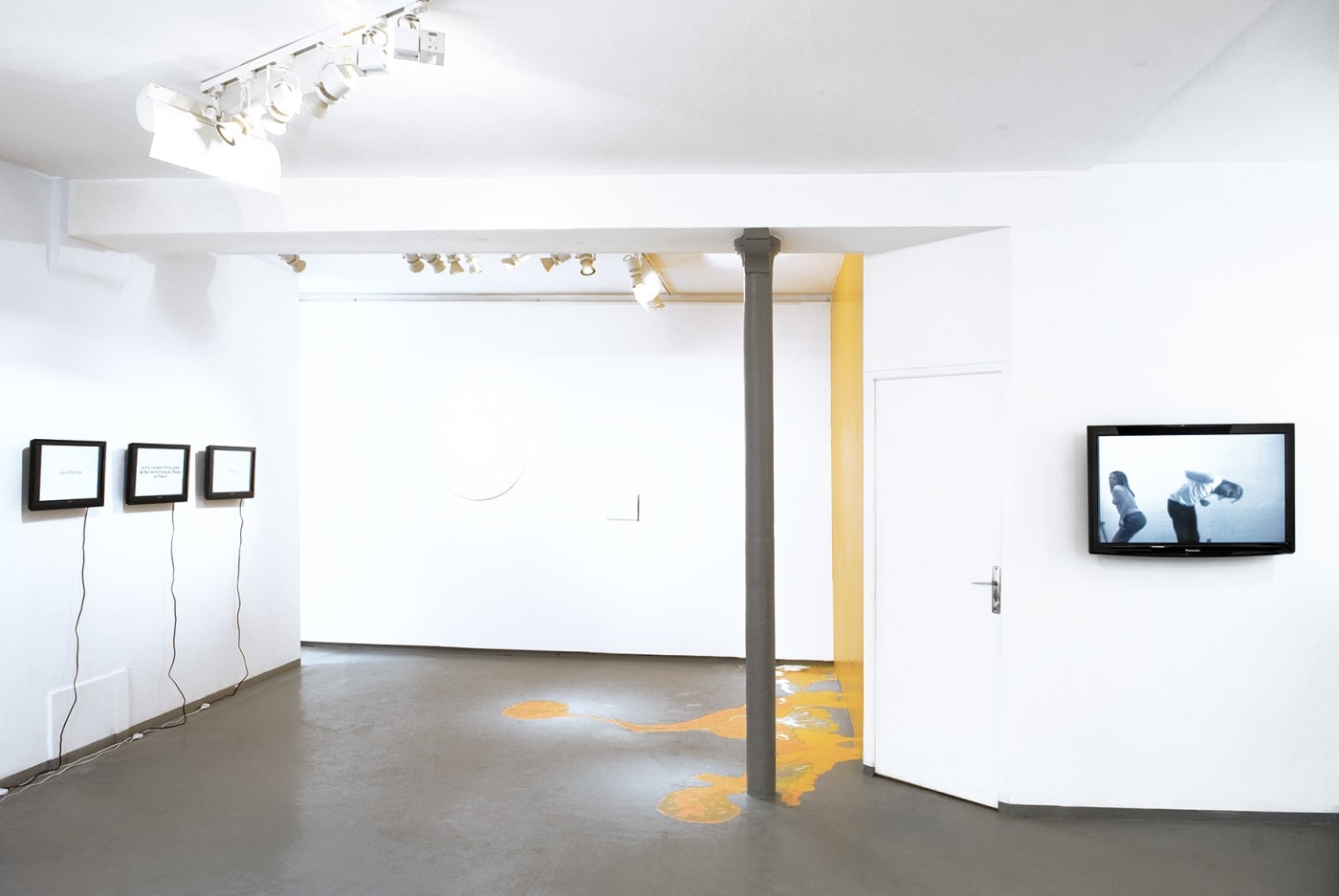 The title as the curator's art piece With Isabelle LE MINH, Jill MILLER, Miguel Angel MOLINA, Claude RUTAULT and Karin SANDER
