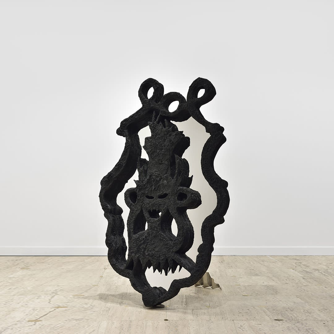 Hélène Delprat "THE DON'T SHOW SHOW", 2019 Inox poli miroir, acier, polystyrène, résine et acrylique. 192 x 119 x 80 cm (HD1021)