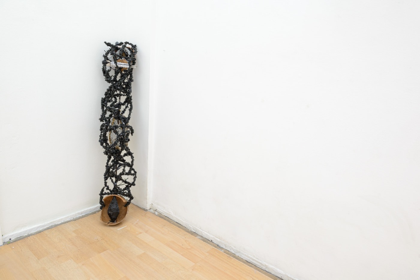 Installation view of Lucien Shapiro's solo show "Oculus", featuring found-object ritual sculptures