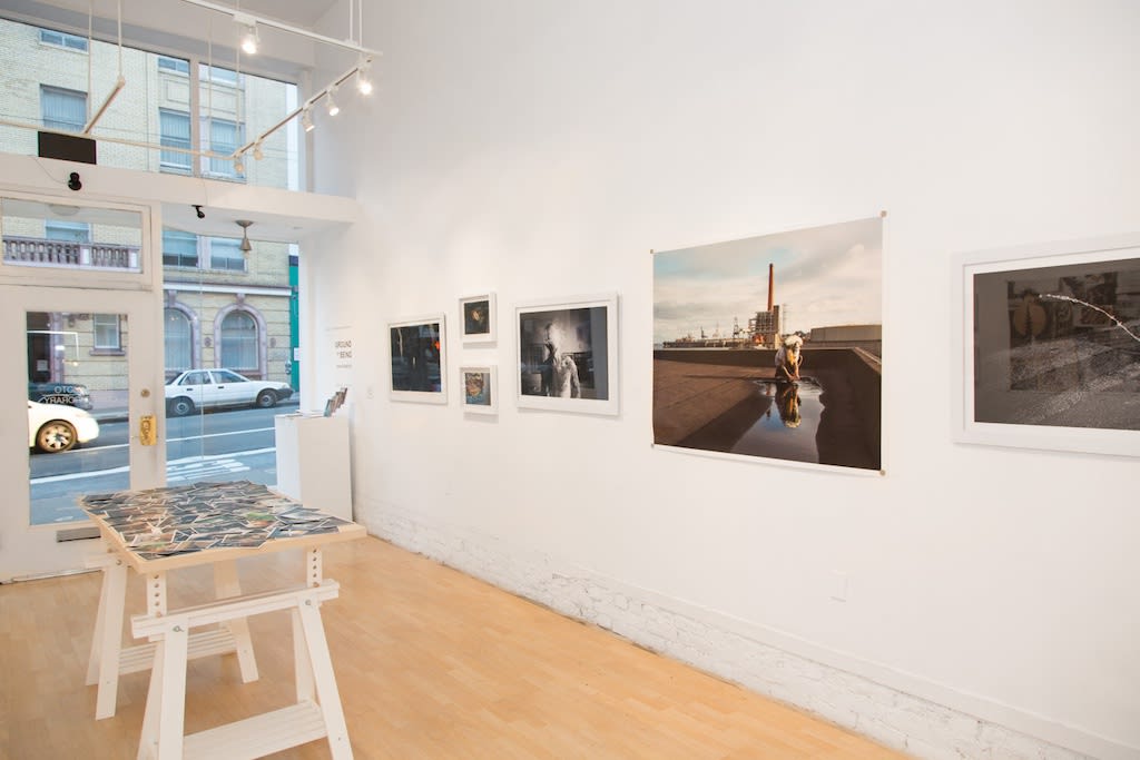 Installation view of Shaun Roberts solo exhibition at Hashimoto Contemporary in 2015