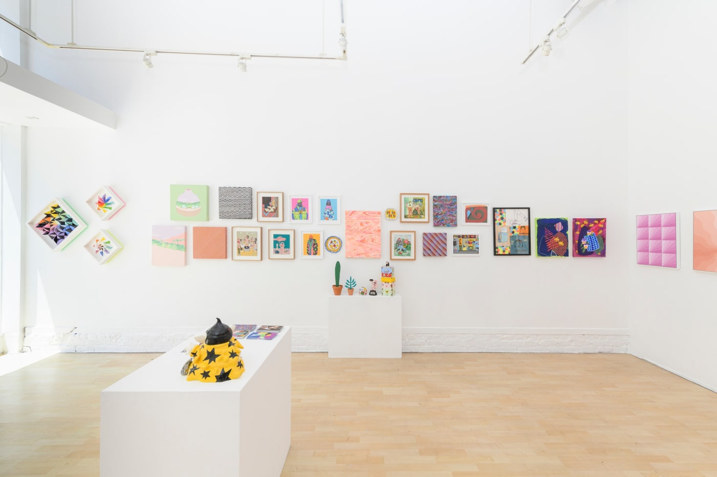 a photo fo the gallery at Hashimoto Contemporary San Francisco's Friends and Family Show 