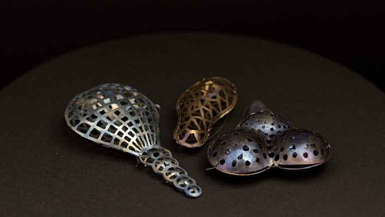 Cosmos, Lem, Jewellery