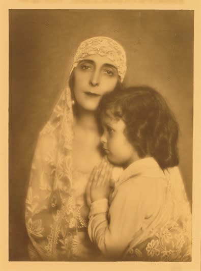 Ghitta Carell