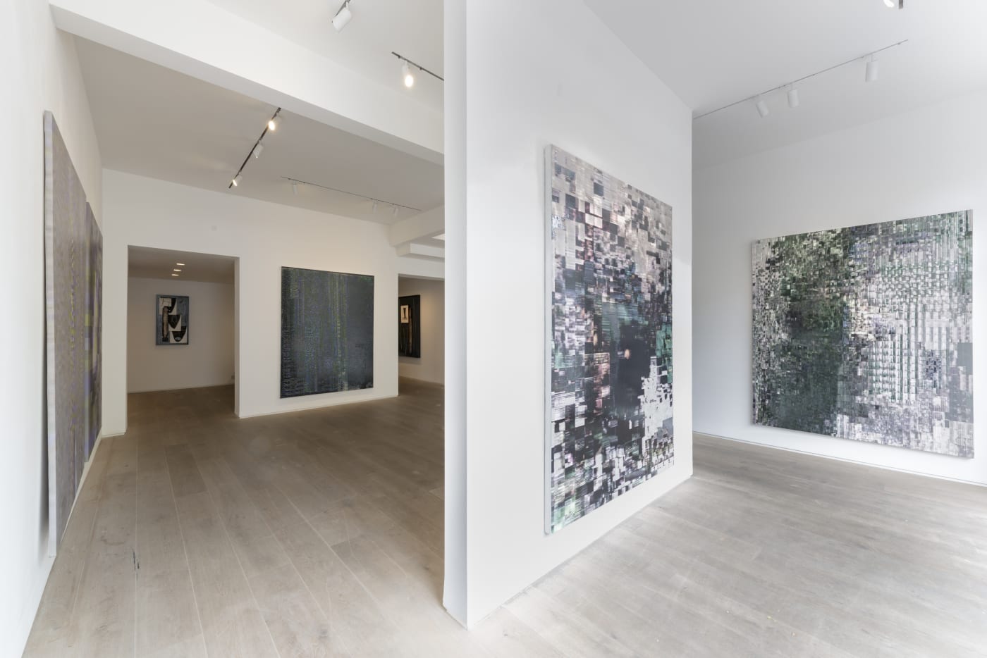 Sheree Hovsepian | Konrad Wyrebek