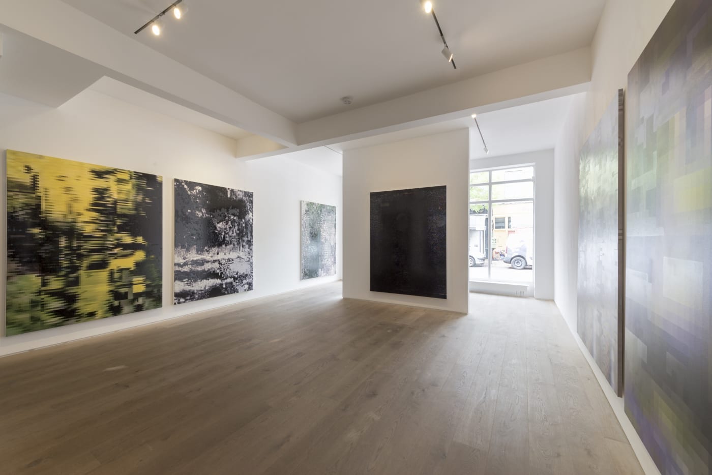 Sheree Hovsepian | Konrad Wyrebek