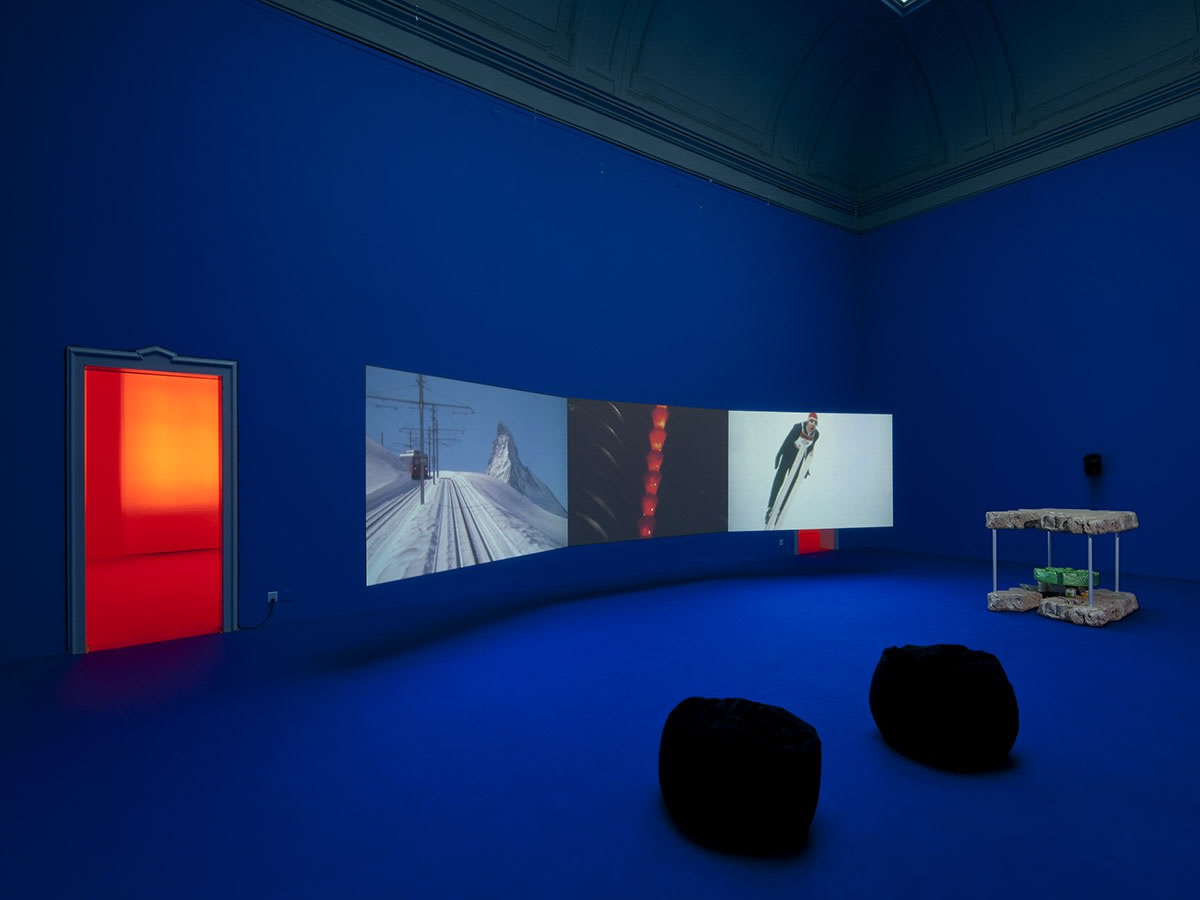 GUAN XIAO exhibition view, Individuality has completely vanished–only traces become memories that linger in the recesses of consciousness, Kunsthalle Winterthur, 2018 Weather Forecast, 2016 single-channel video, 3 screens, colour, sound, 12’48” 12:48 min. edition of 5 (+1AP) GX/I 16-01/API